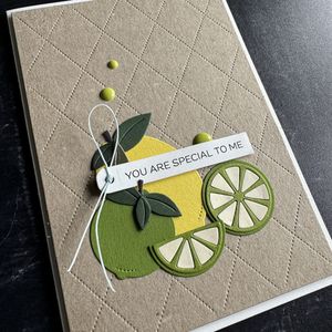 Hovedbilde Drink w/ Orange and Lime Dies